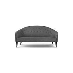Paradiset沙发 Kerstin Horlin Holmquist  Gubi华体会网页版登录入口品牌