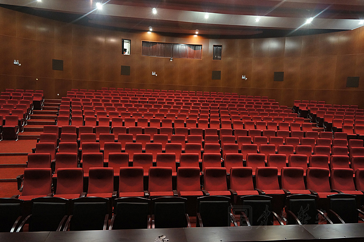 龙岗区委会议室华体会网页版登录入口